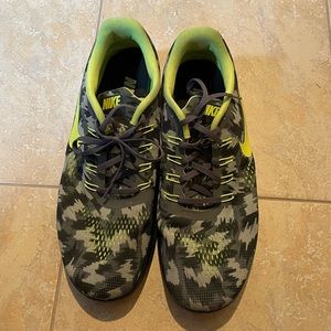 Nike free run. Size 13